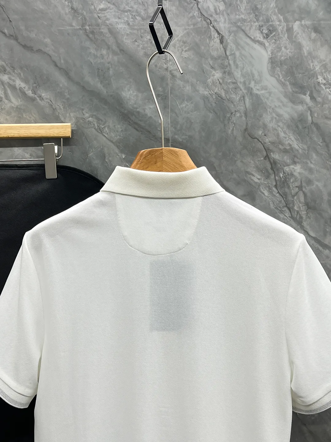 Z 2026ss New Arrival Classic logo Polo ！Classic ，Premium ！ ， ，Quality / ， ！ 100% ， ，Breathable ， ！ Classic LOGO ， ，LOGO ， ， Classic ！ ， ， LOW ， Versatile Polo ！ ：Black White Size：M-3xl